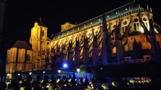 La Casa De Loulou Bourges Exterior foto